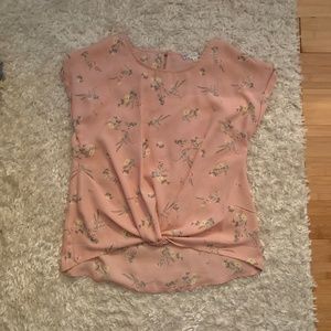 Womens blouse. Size medium. Pink Republic brand.